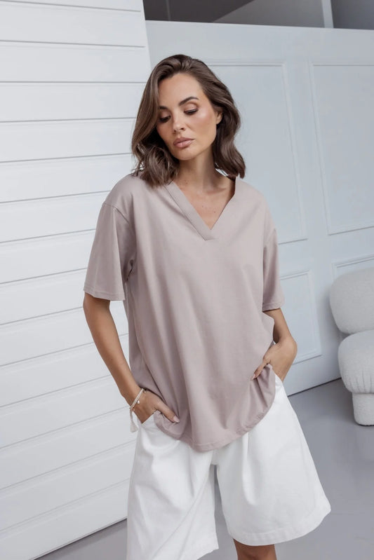 Alexandra - NIX V-Neck Tee