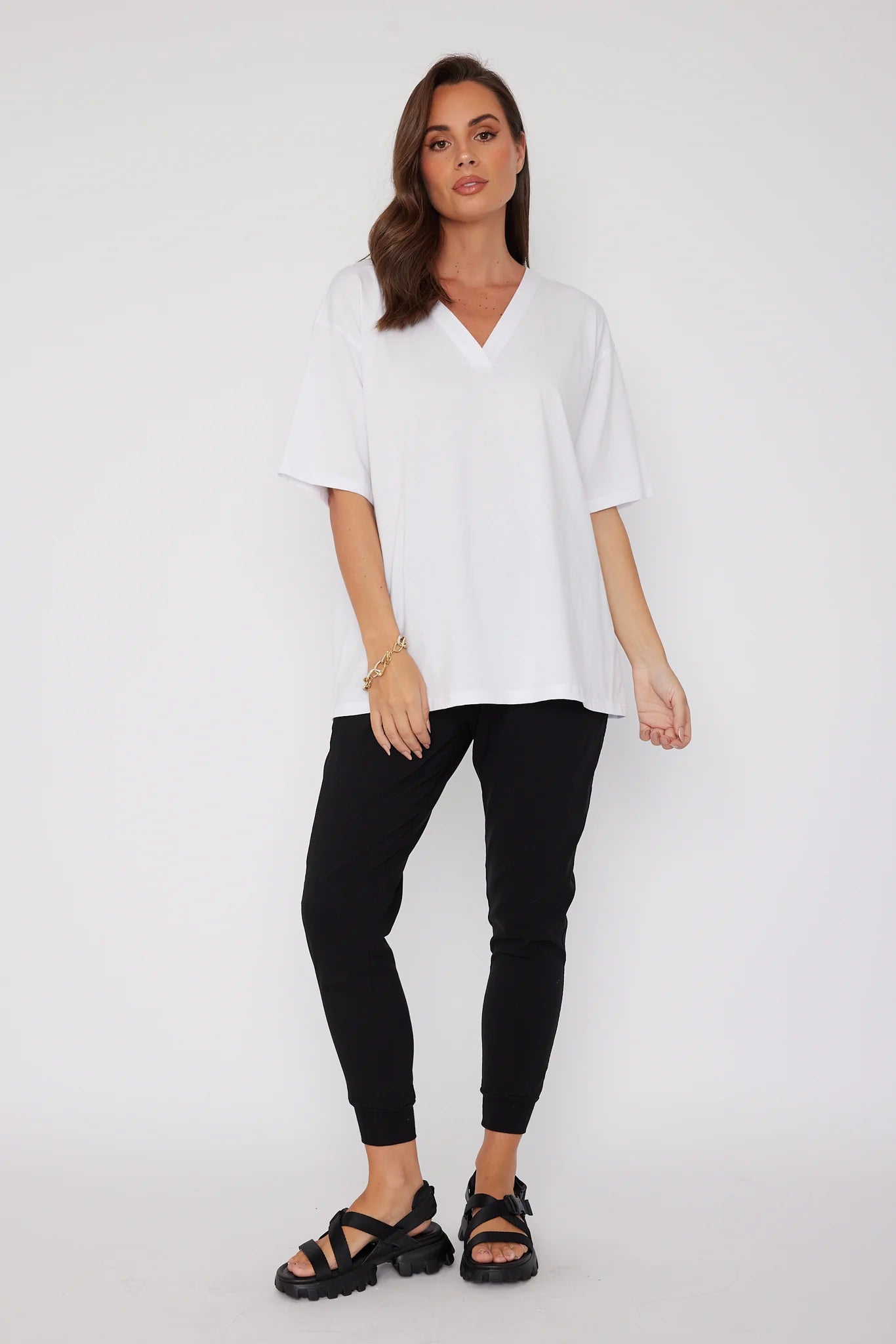 Alexandra - NIX V-Neck Tee