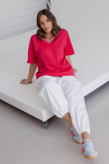 Alexandra - NIX V-Neck Tee