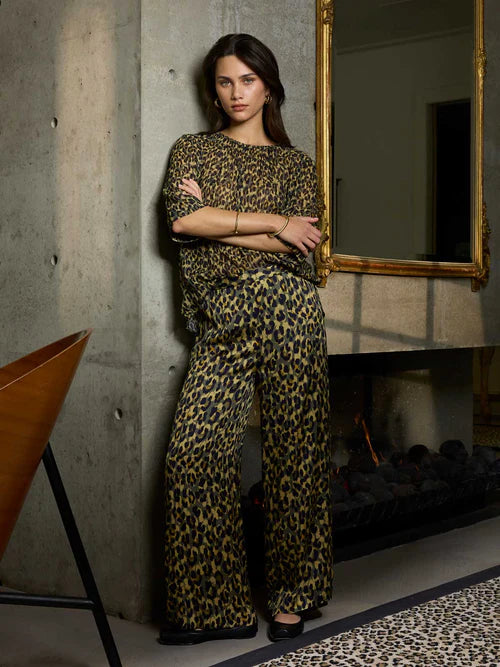 Caroline Sills - Carrie Leopard Pant
