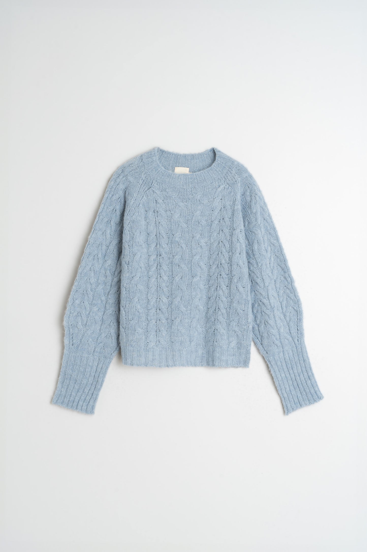 INDI&COLD - Cable Knit Crop Sweater