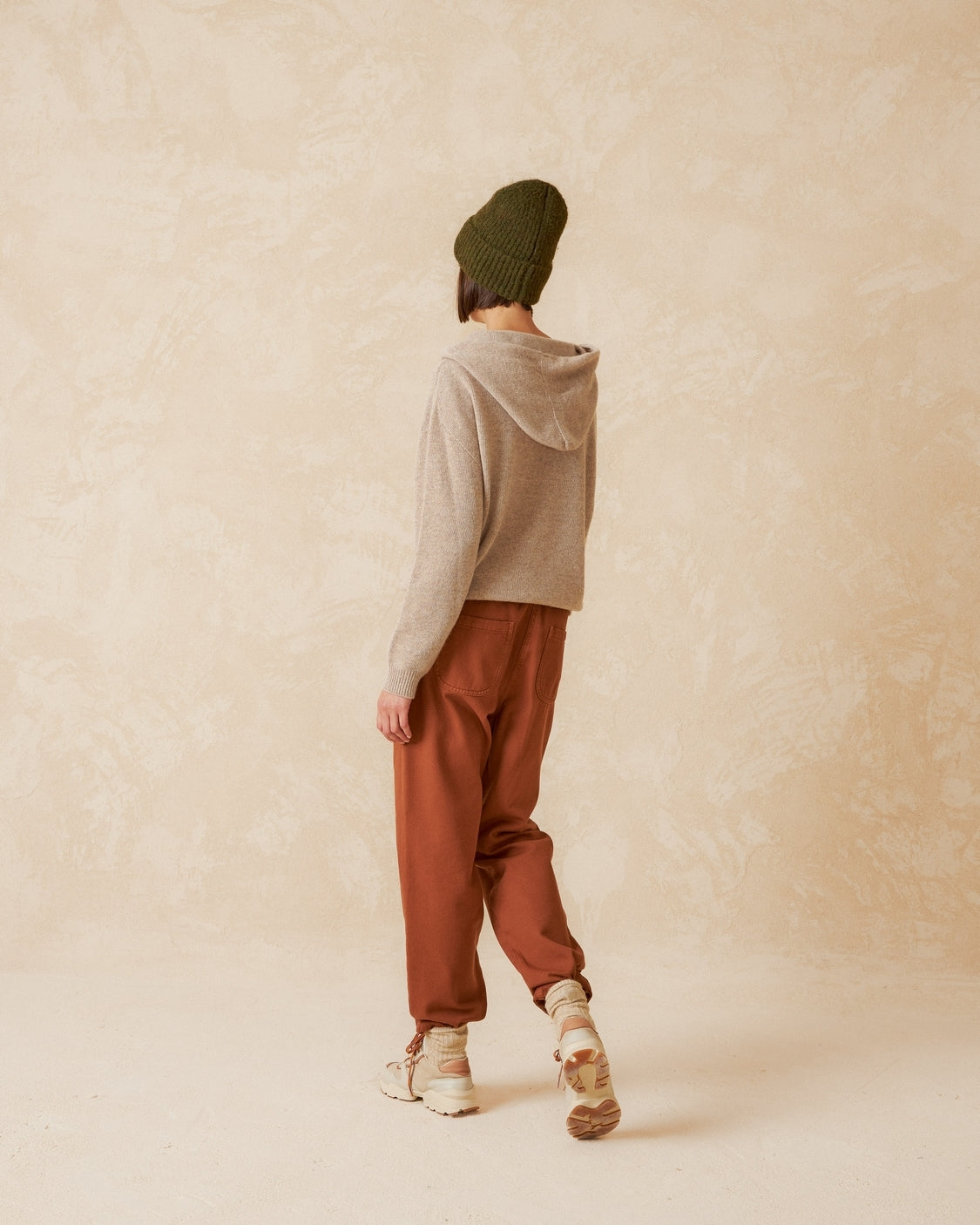 INDI&COLD - Knitted Hood Sweater