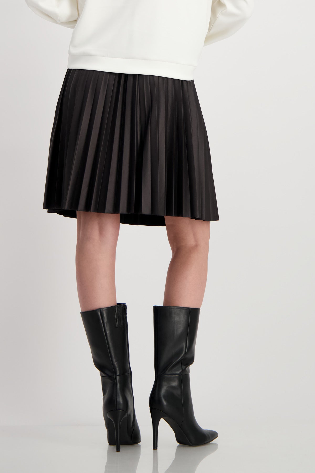 Monari - Pleat Skirt