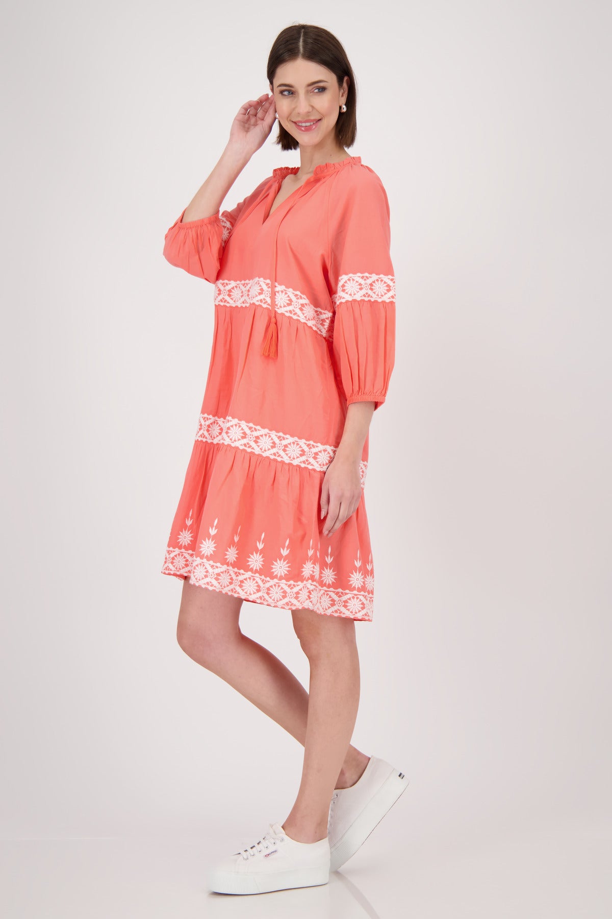 Monari - Round Neck Embroidery Dress