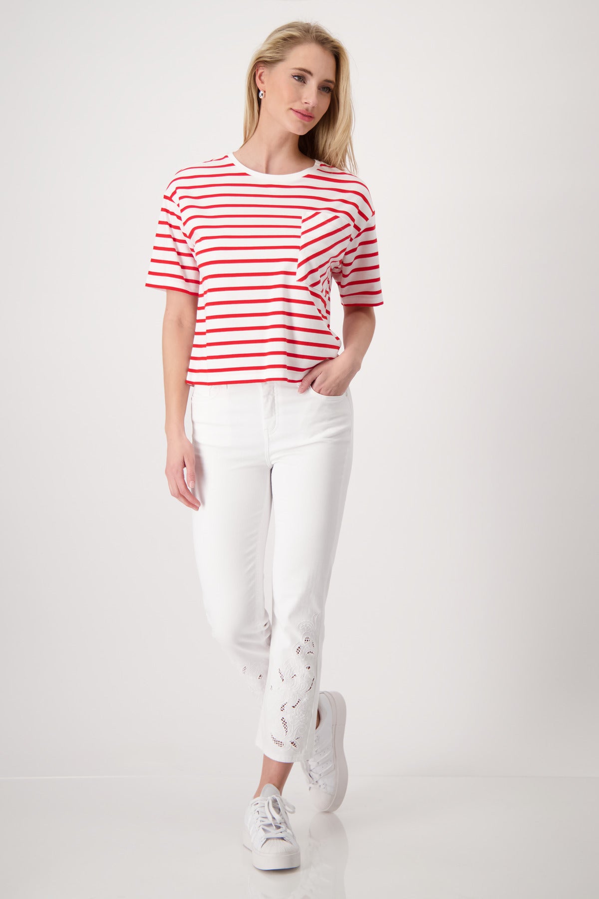 Monari - Round Neck Striped T-Shirt