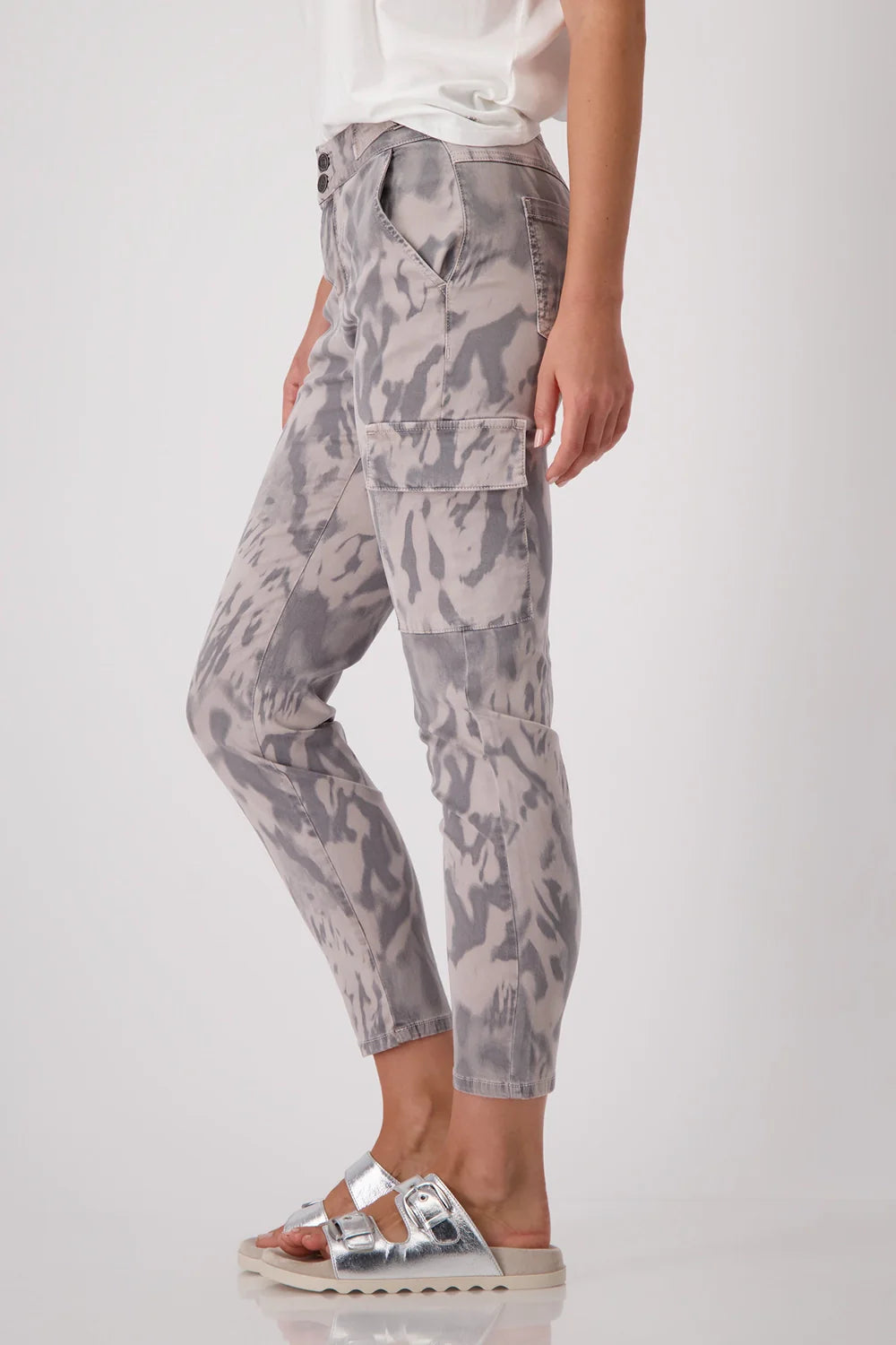 Monari - Tiger Print Cargo Pants