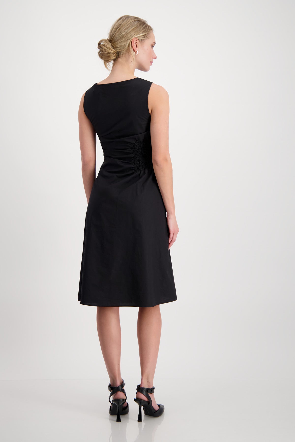Monari - Midi Smock Dress (LAST ONE)