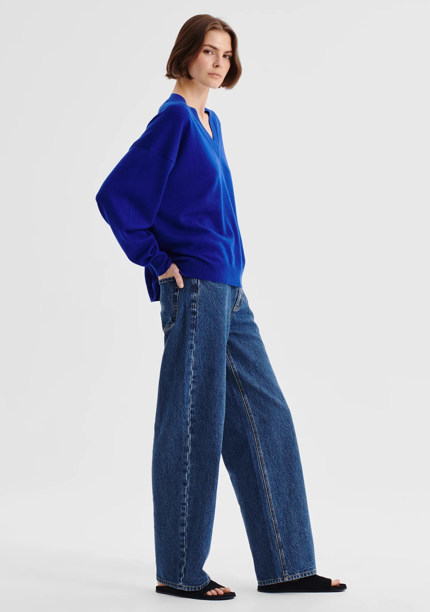 Morrison - Payton V-Neck Merino Pullover