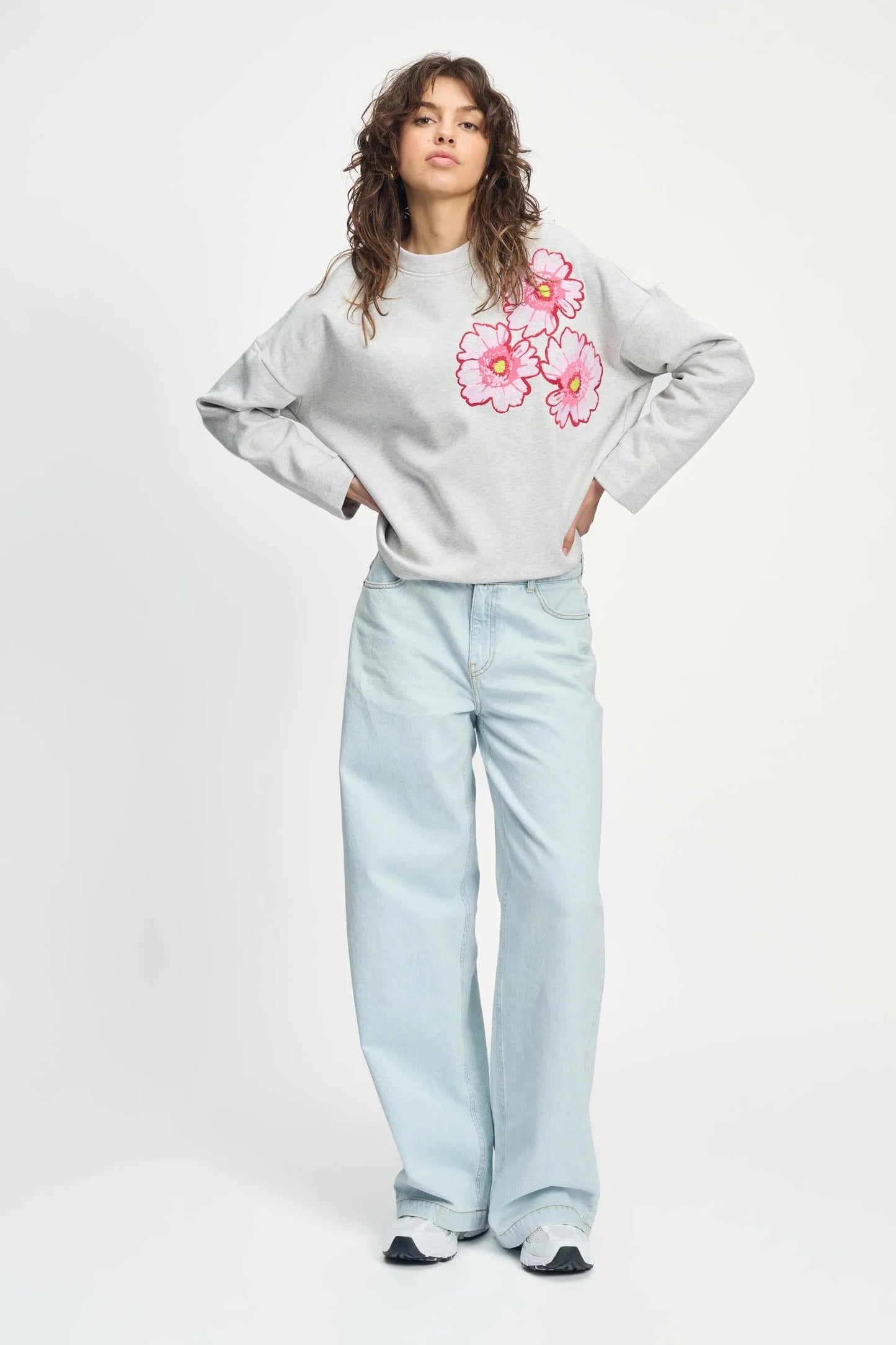 Pom Amsterdam - Grey Embroidered Sweater