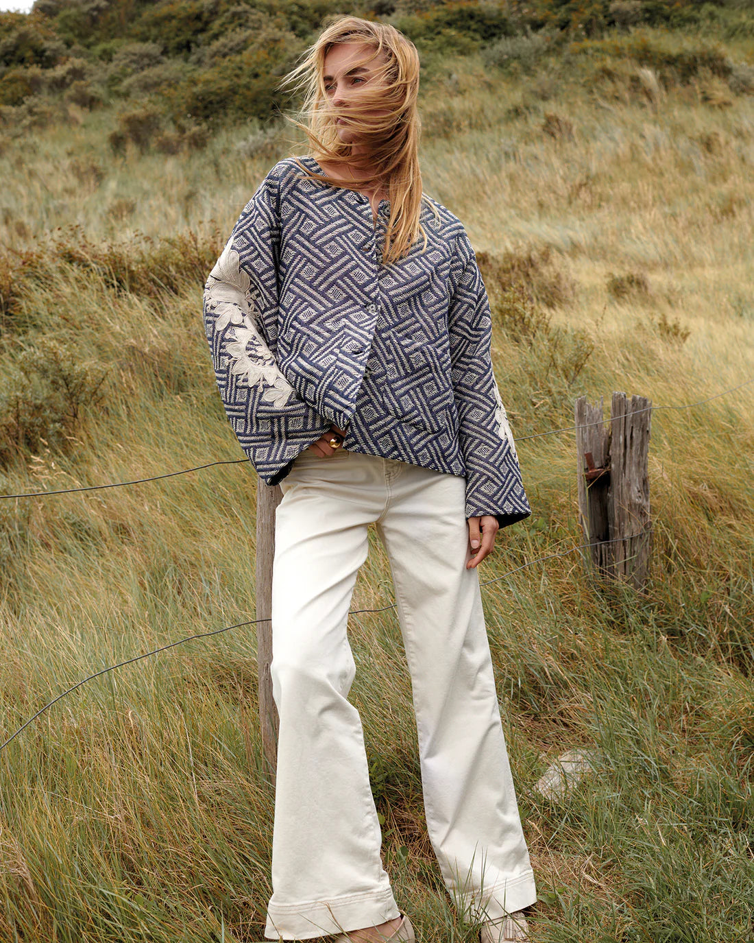 SUMMUM - Flared High-Waisted Pants