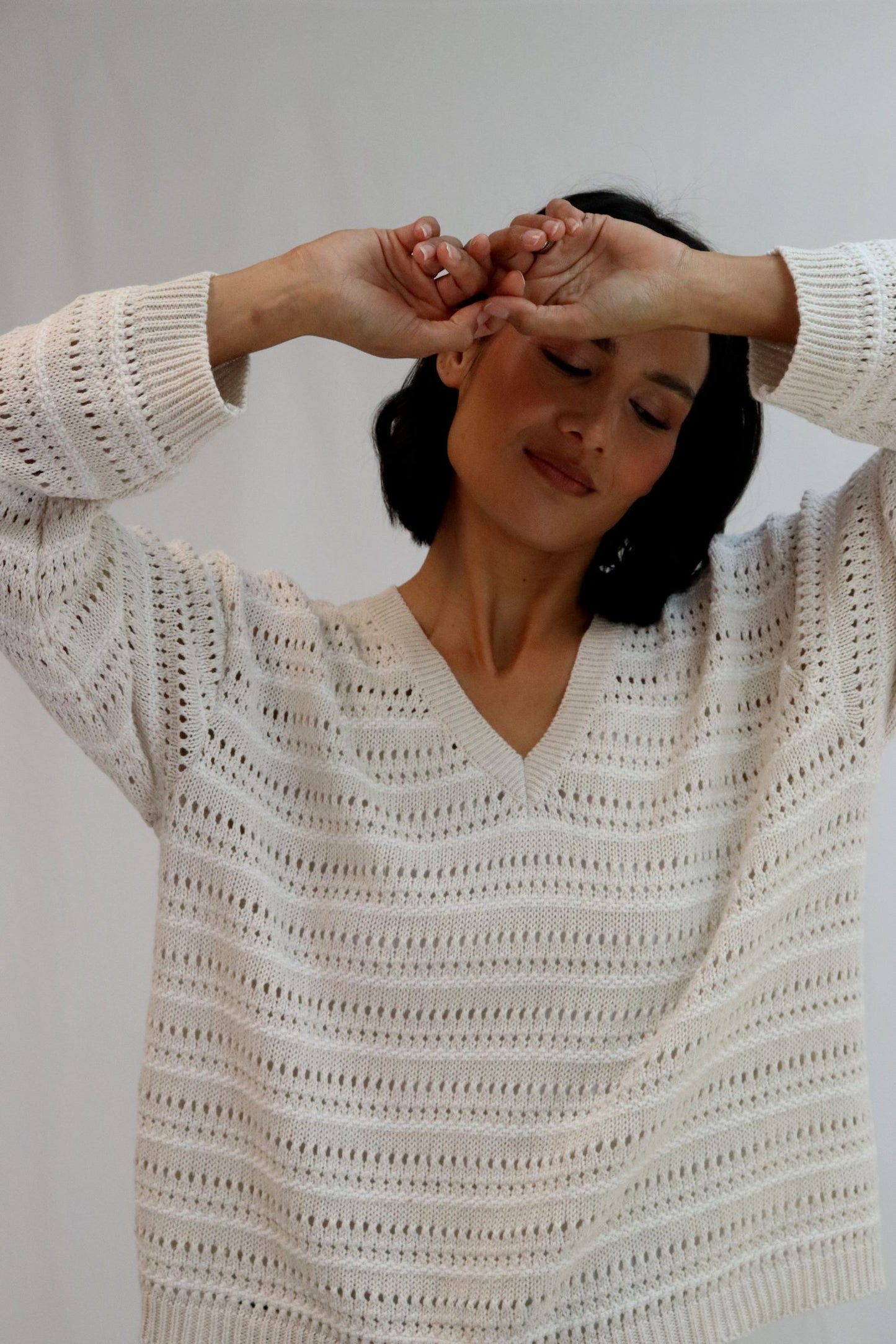 Tatano - Trellis V-Neck Sweater