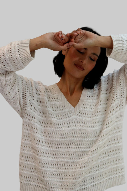 Tatano - Trellis V-Neck Sweater
