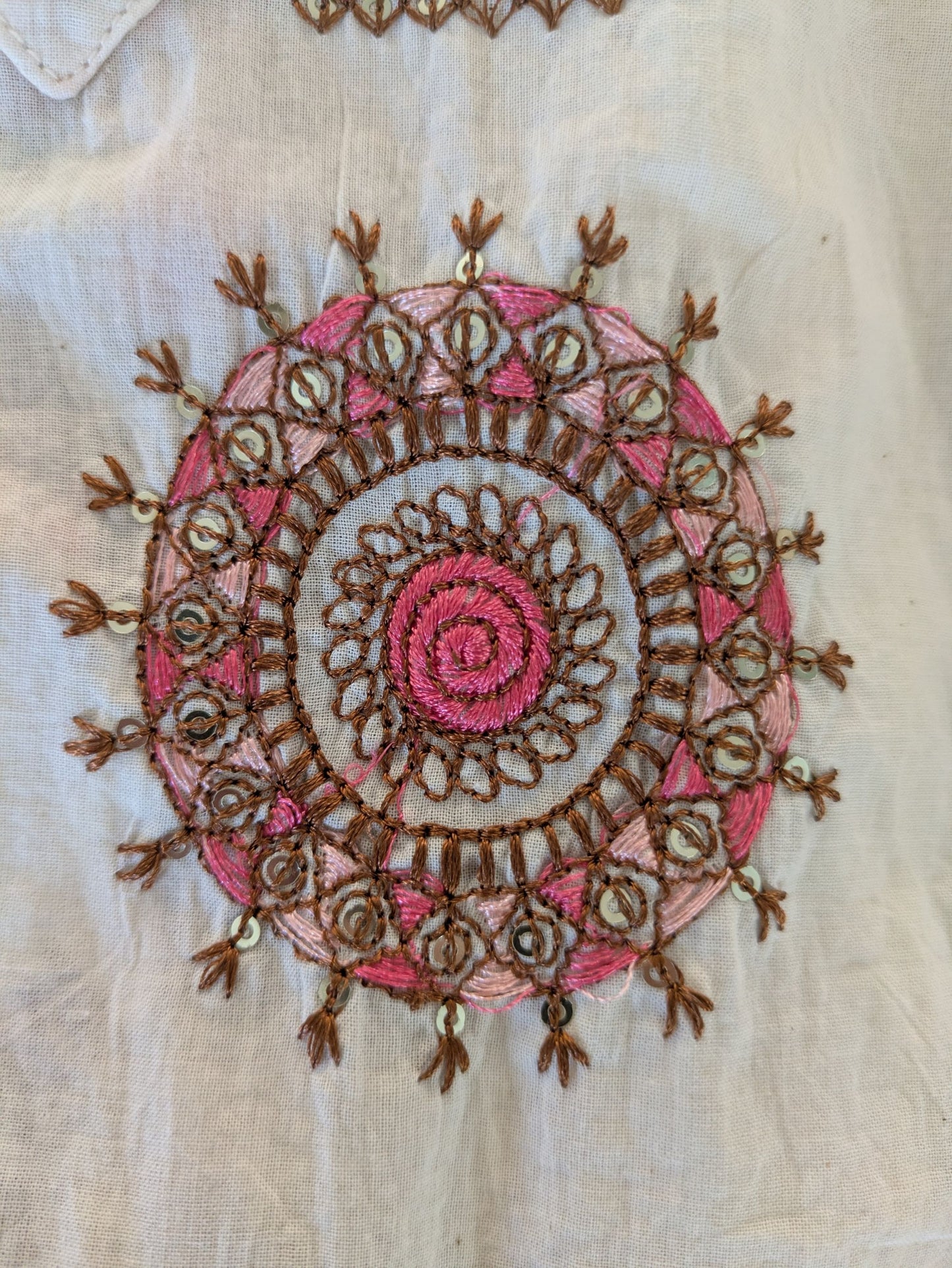 I am Pylgrym - Embroidered Santorini Top