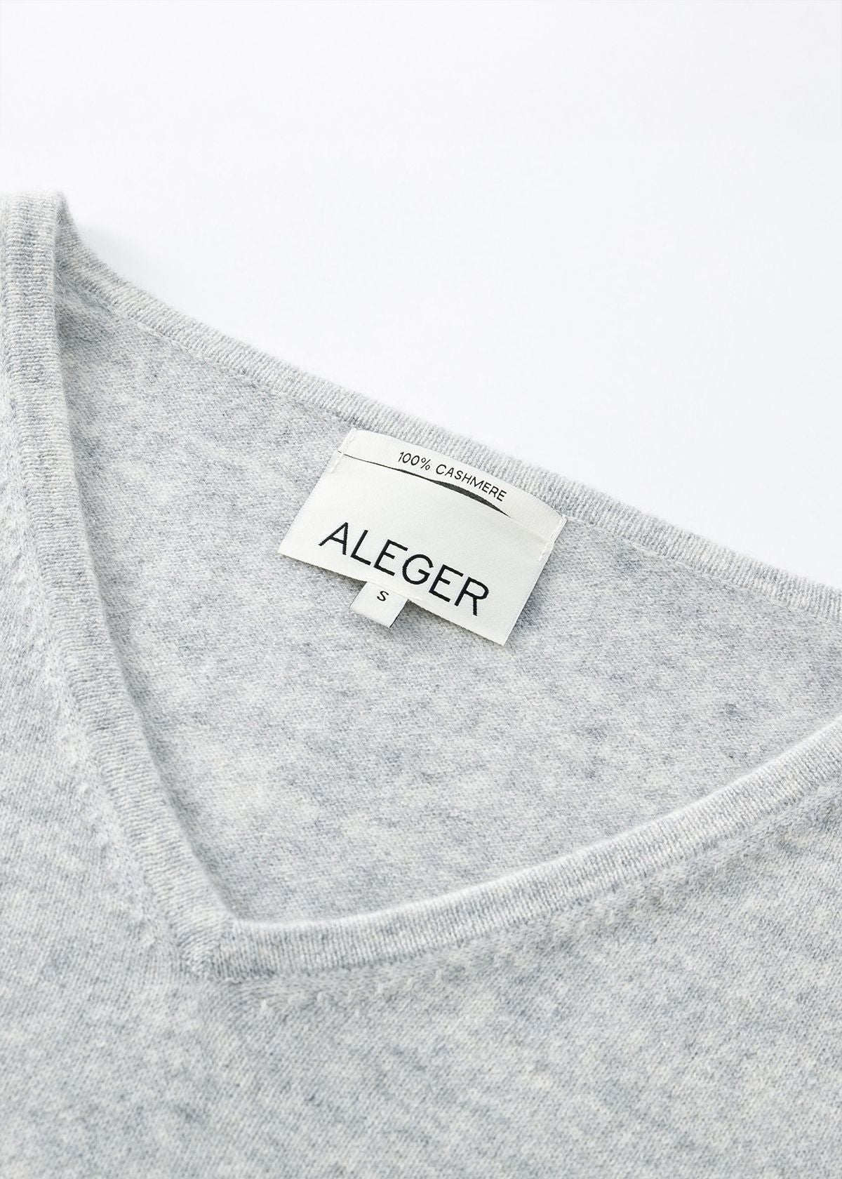 Aleger Cashmere - N.29 Cashmere Oversized V-Neck