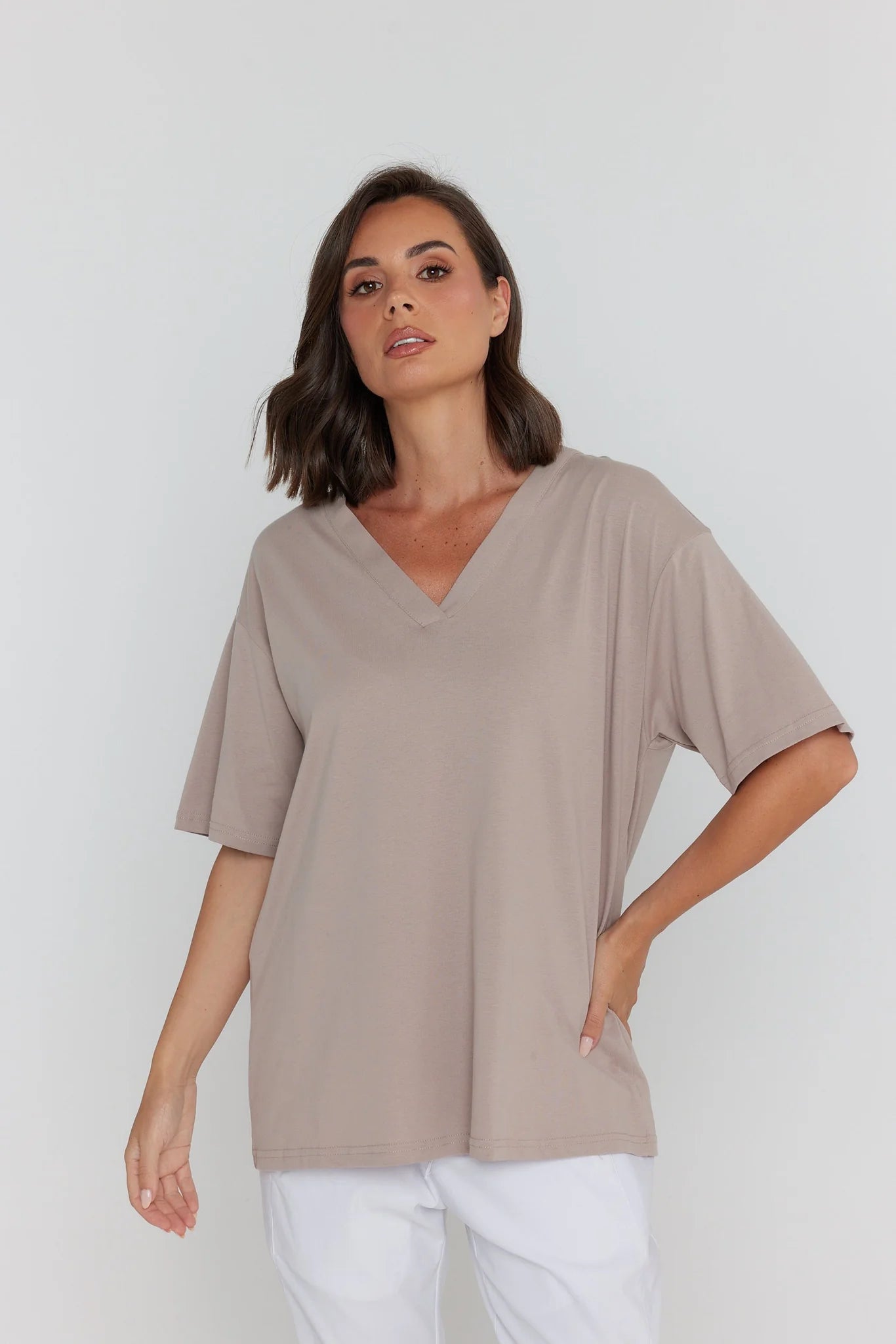 Alexandra - NIX V-Neck Tee