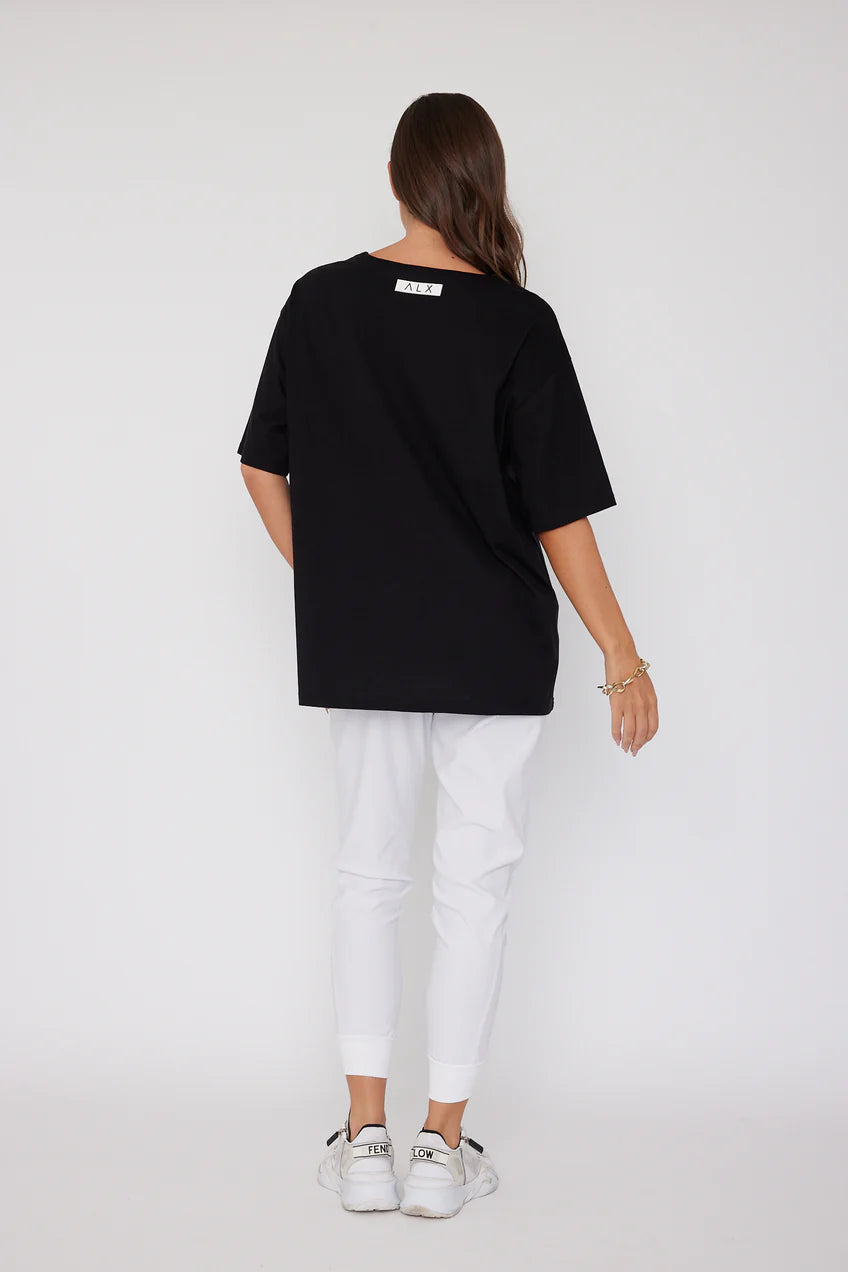 Alexandra - Nix V Neck Tee