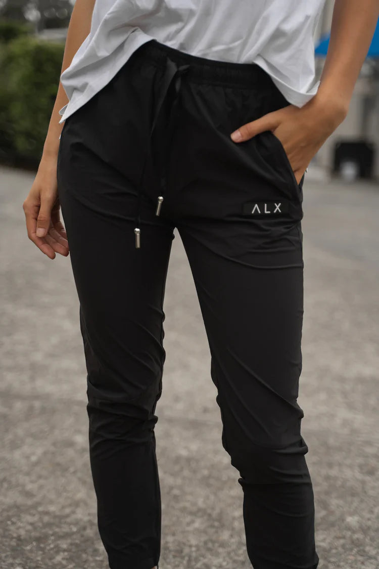 Alexandra - Wolfgang Pant