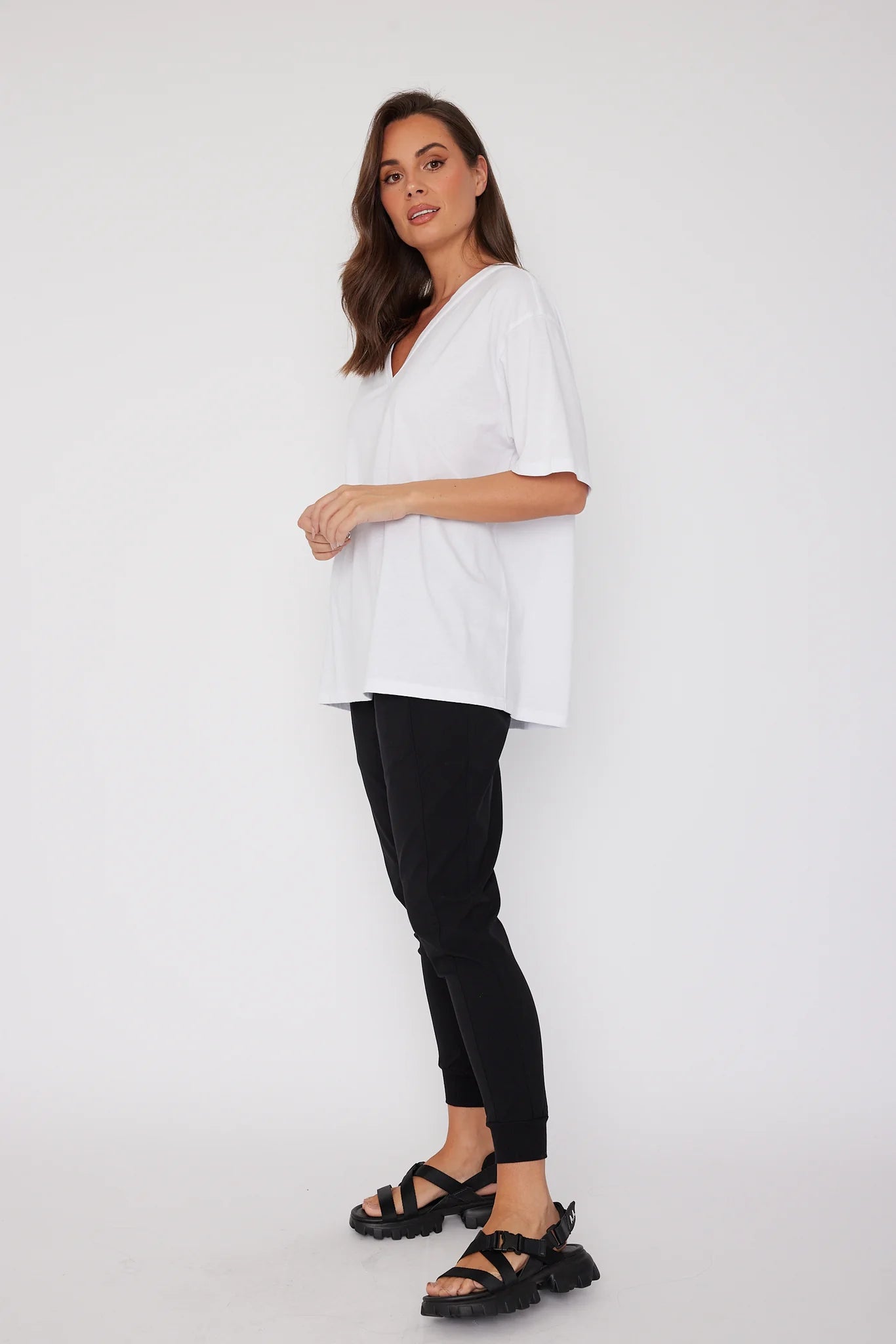 Alexandra - NIX V-Neck Tee