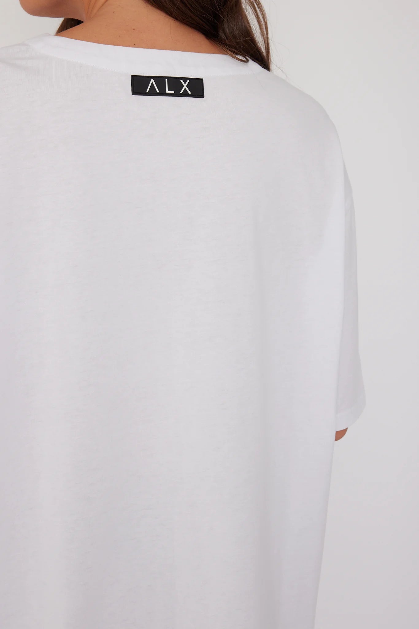 Alexandra - NIX V-Neck Tee