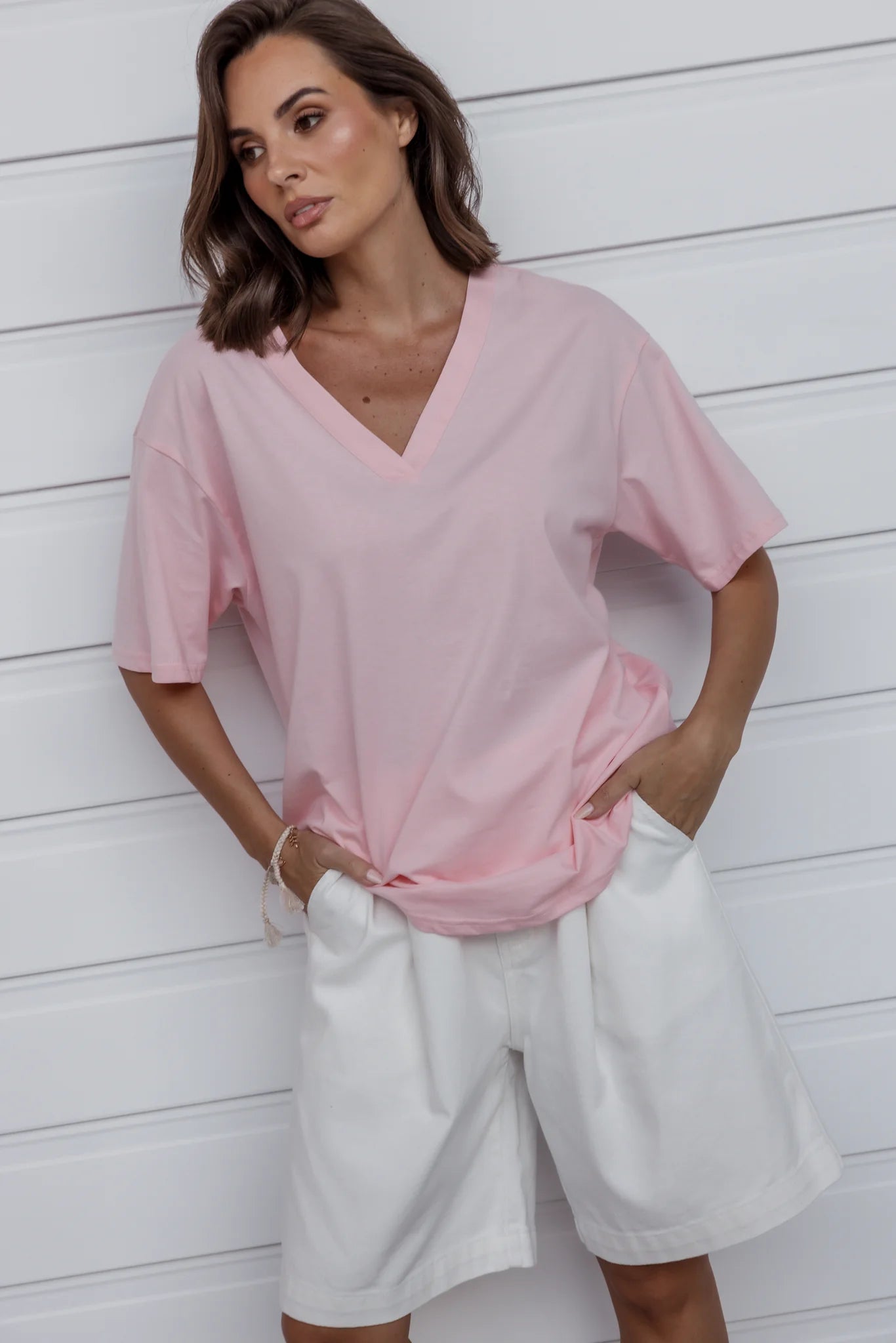 Alexandra - NIX V-Neck Tee