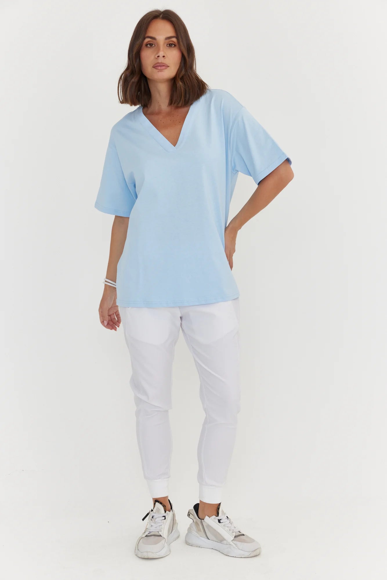 Alexandra - NIX V-Neck Tee