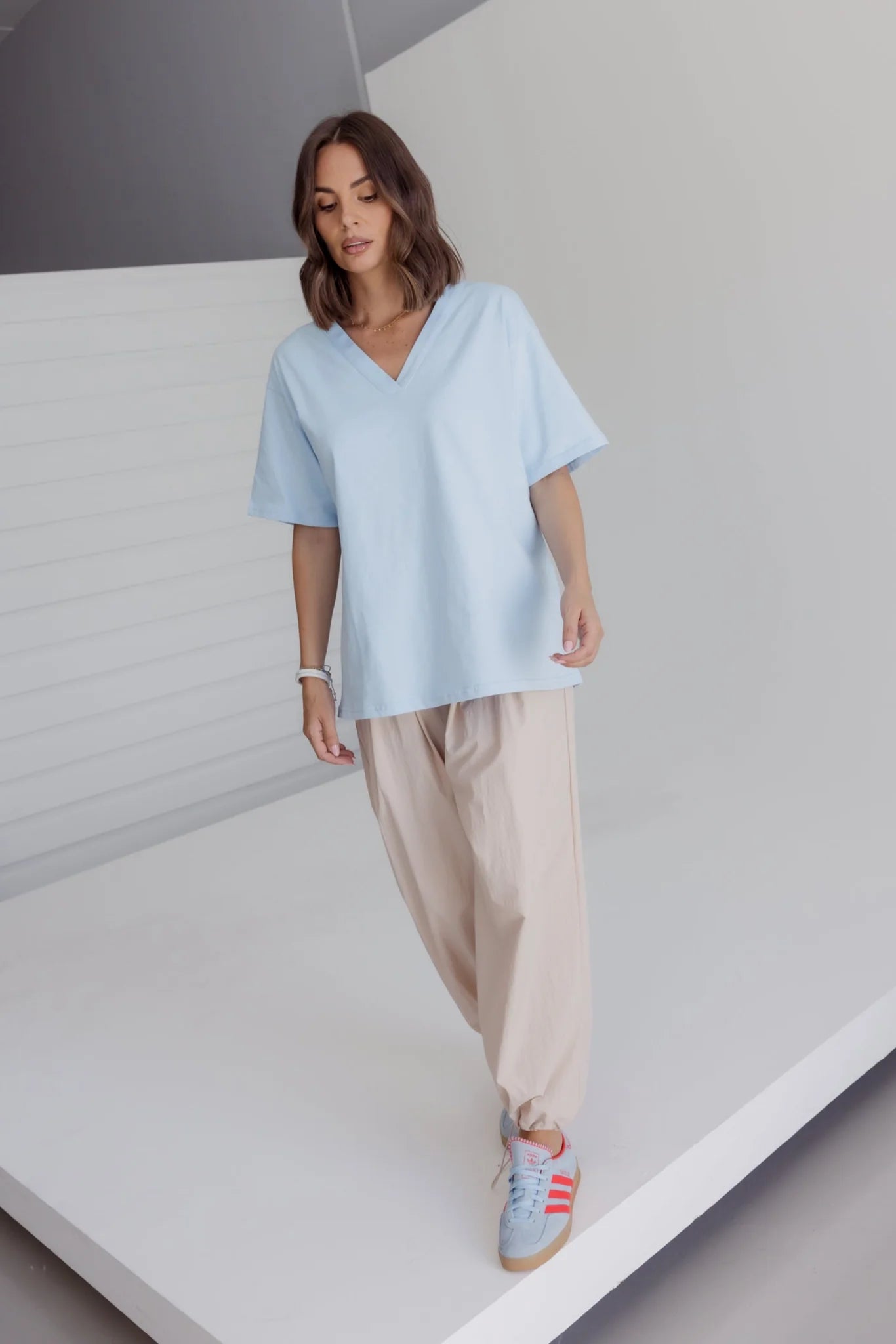 Alexandra - NIX V-Neck Tee