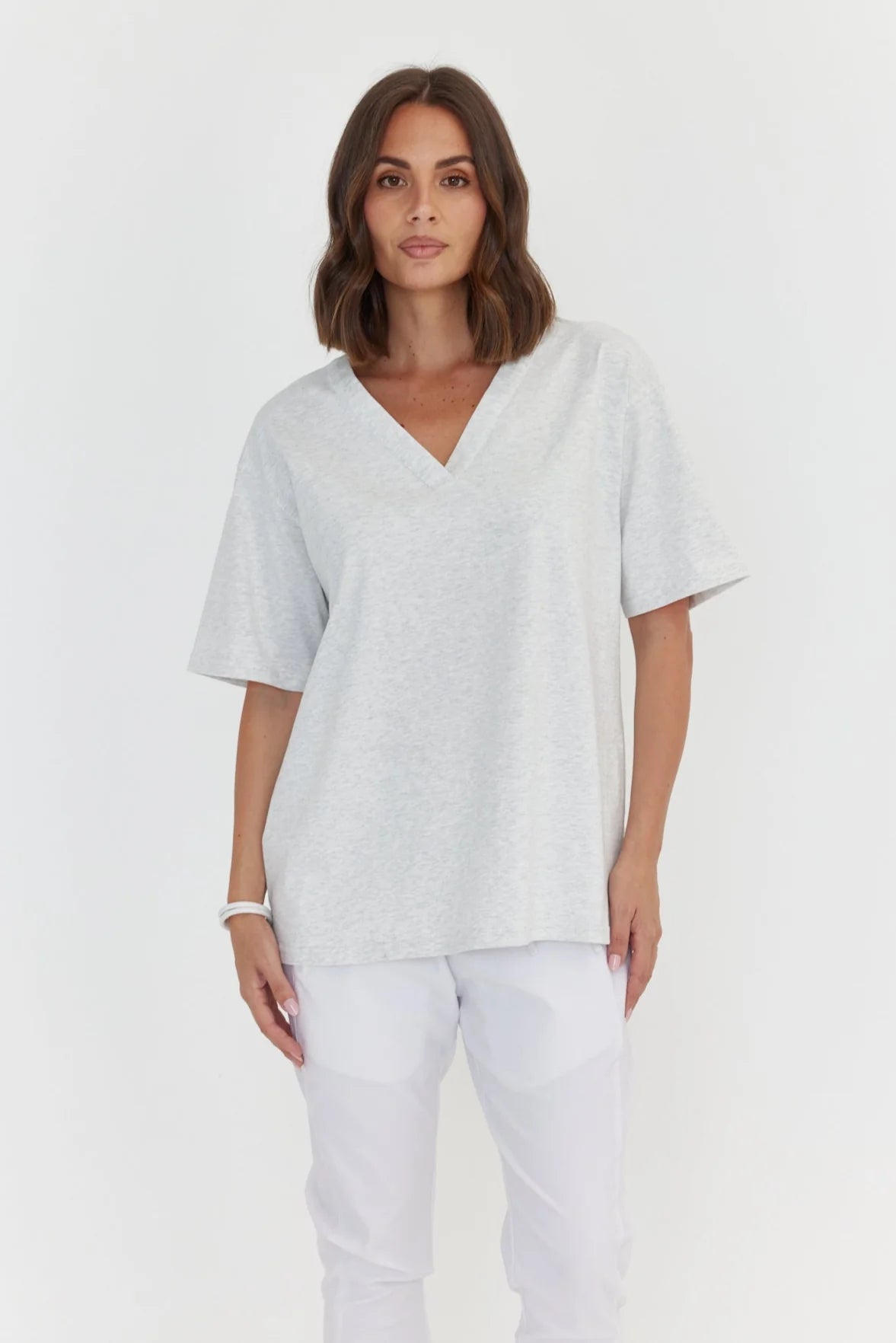 Alexandra - NIX V-Neck Tee
