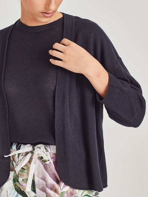 Caroline Sills - Meko Wrap