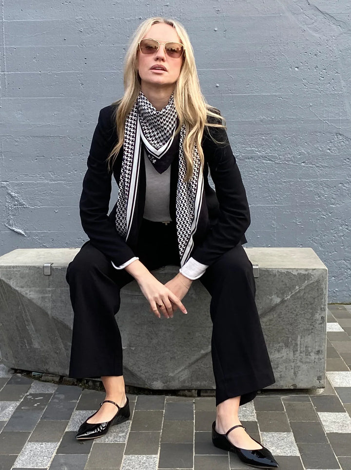 Dark Hampton - The Hunter Scarf