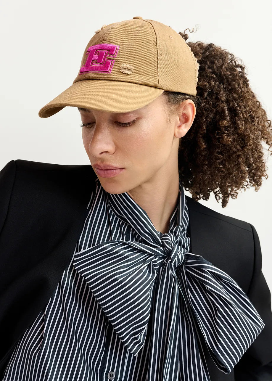 Essentiel Antwerp - Embroidered Baseball Cap