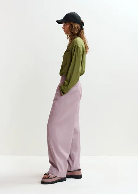 Essentiel Antwerp - Jordana Oversized Tie Collar Shirt