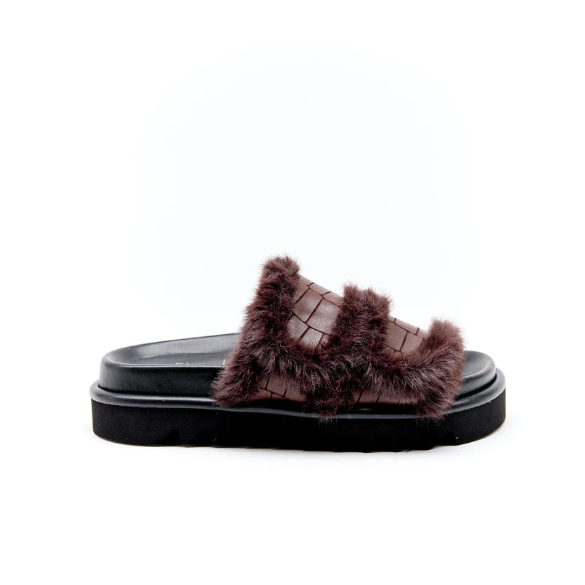 Hael &amp; Jax - Talia Chocolate Slides