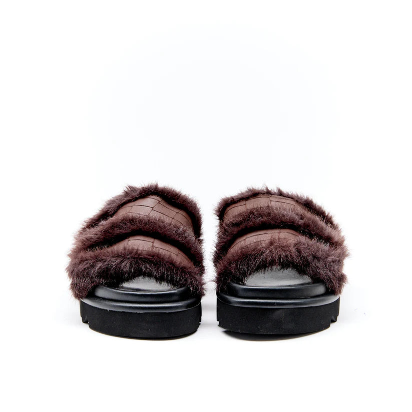 Hael &amp; Jax - Talia Chocolate Slides