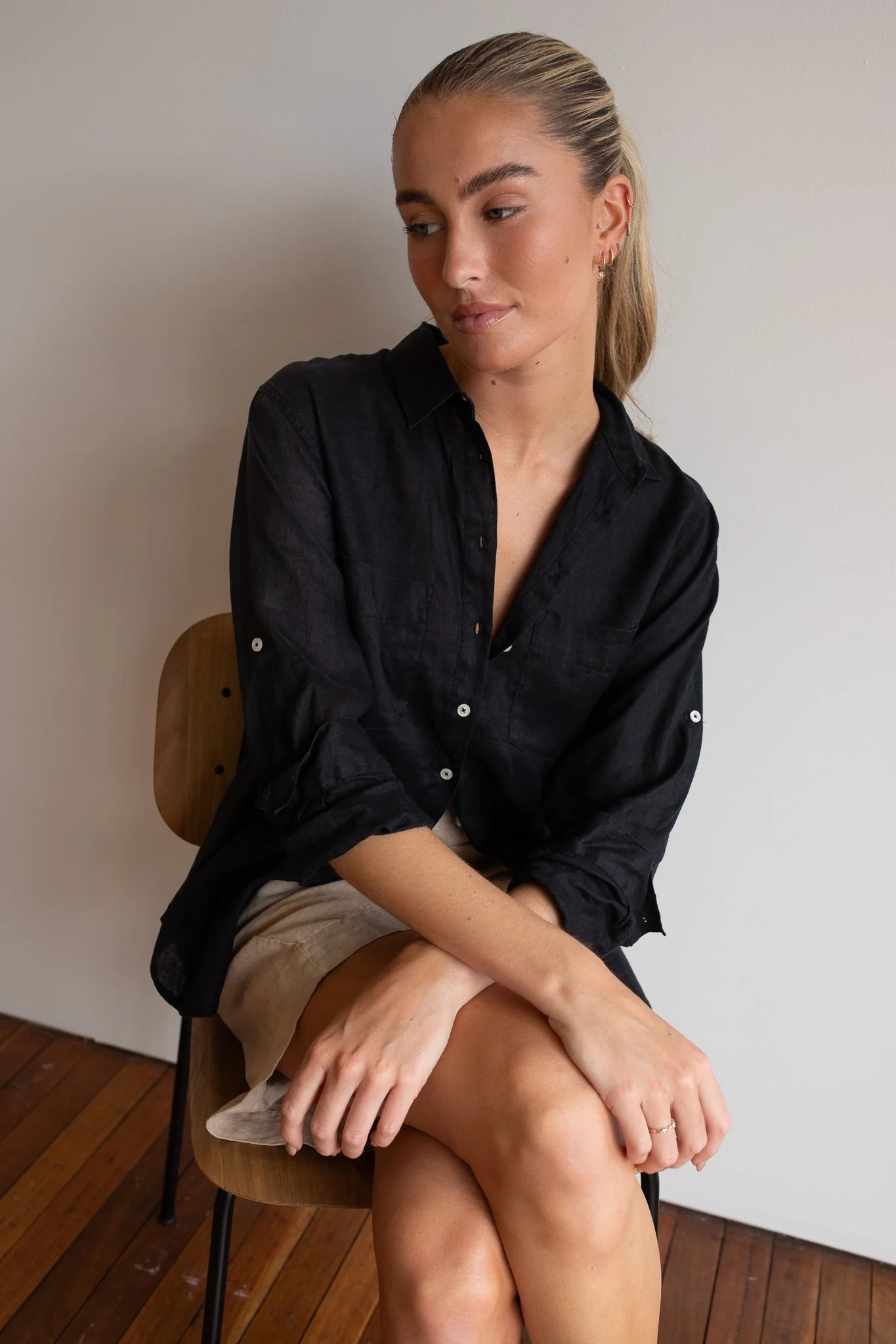 Hut - Boyfriend Linen Shirt