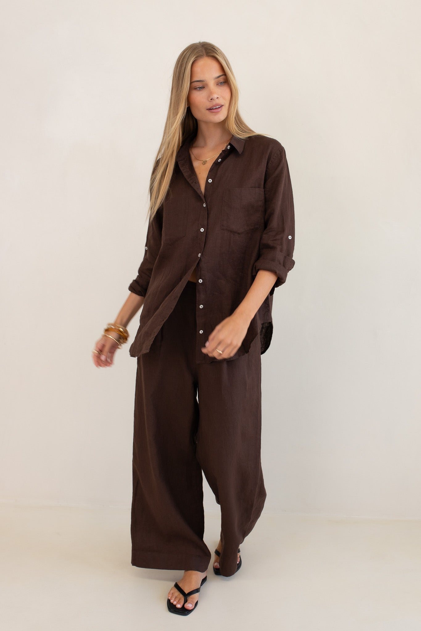 Hut - Boyfriend Linen Shirt Hot Chocolate