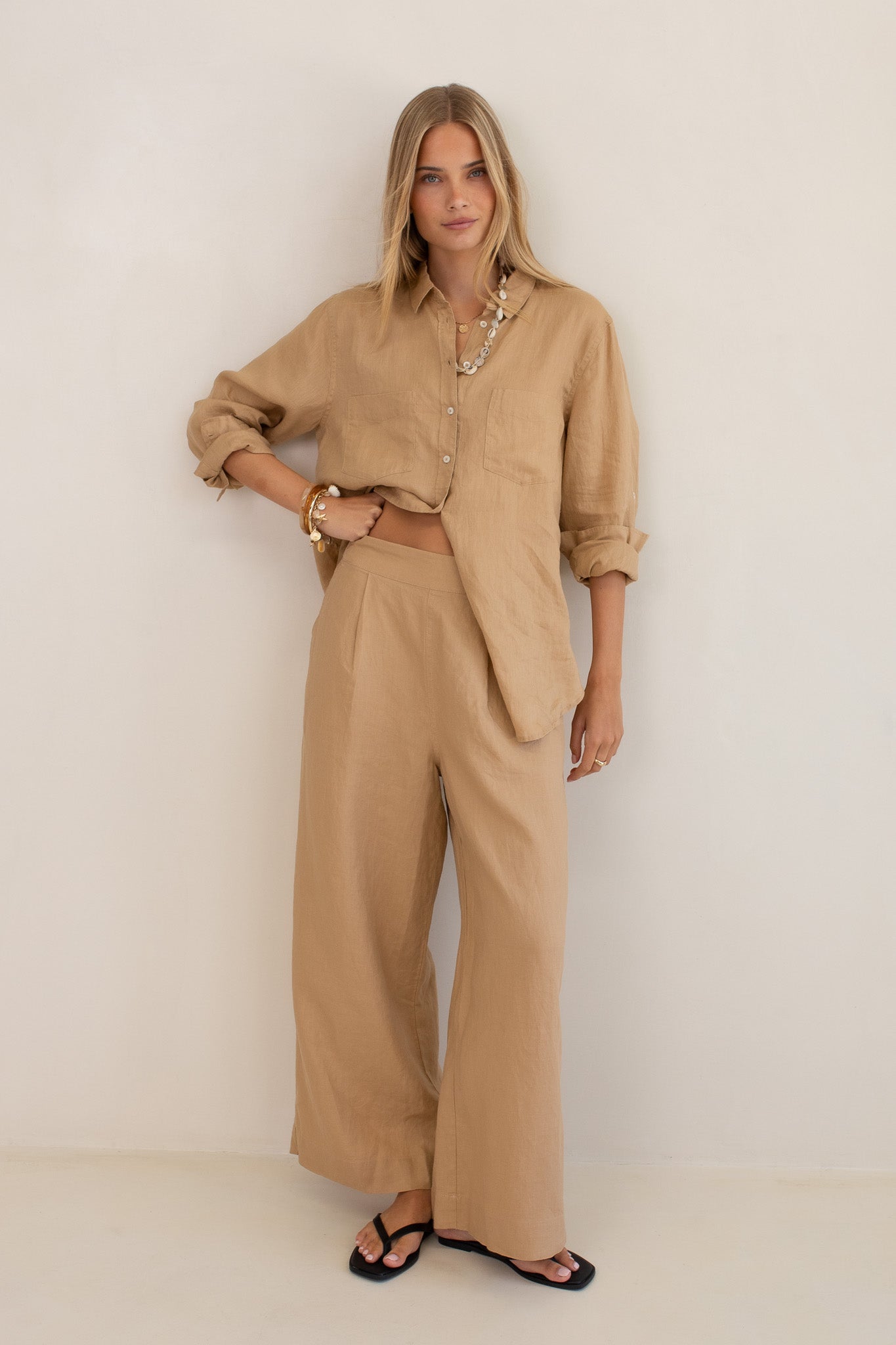 Hut - Boyfriend Linen Shirt Tan
