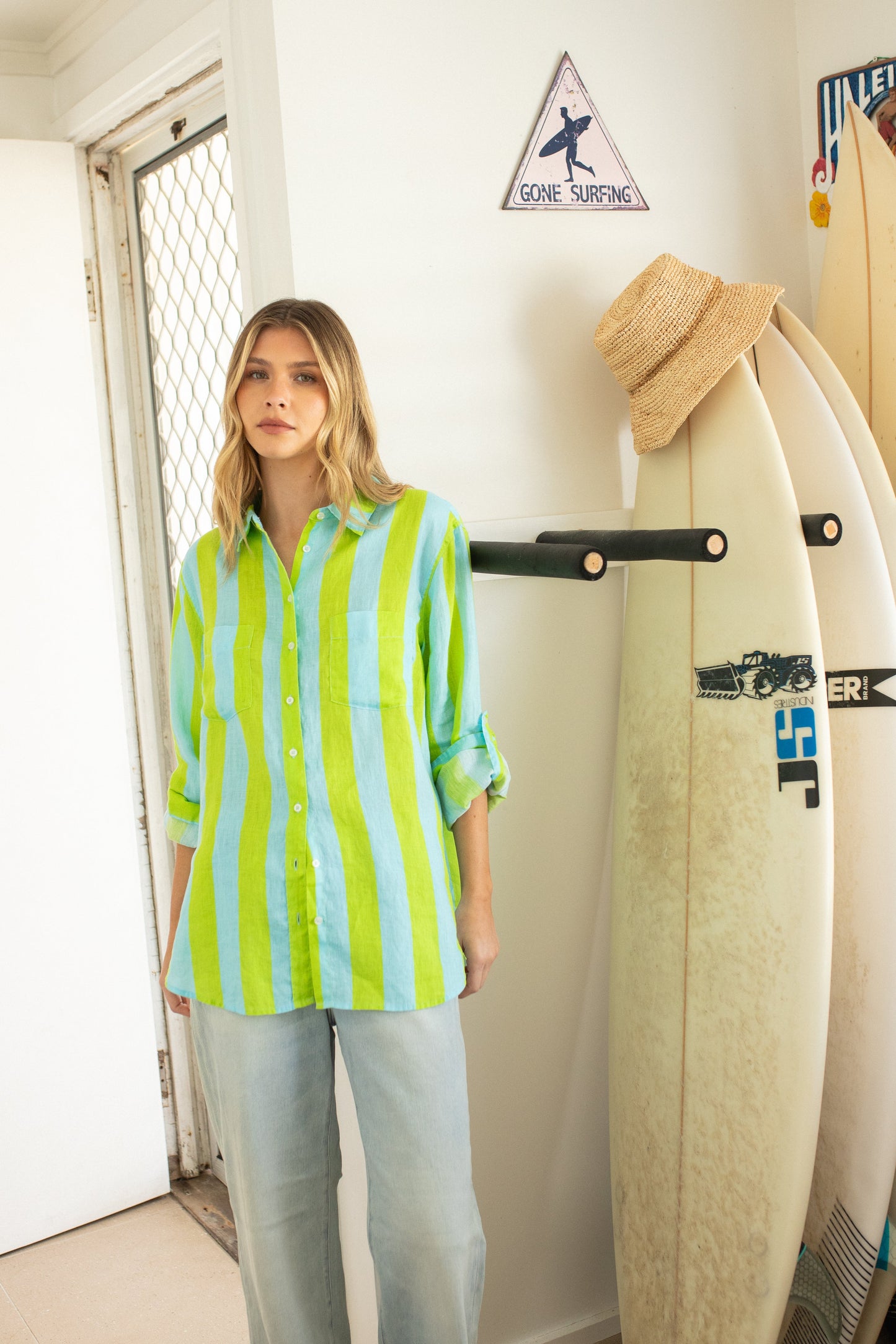 Hut - Boyfriend Lunch With Me Stripe Shirt