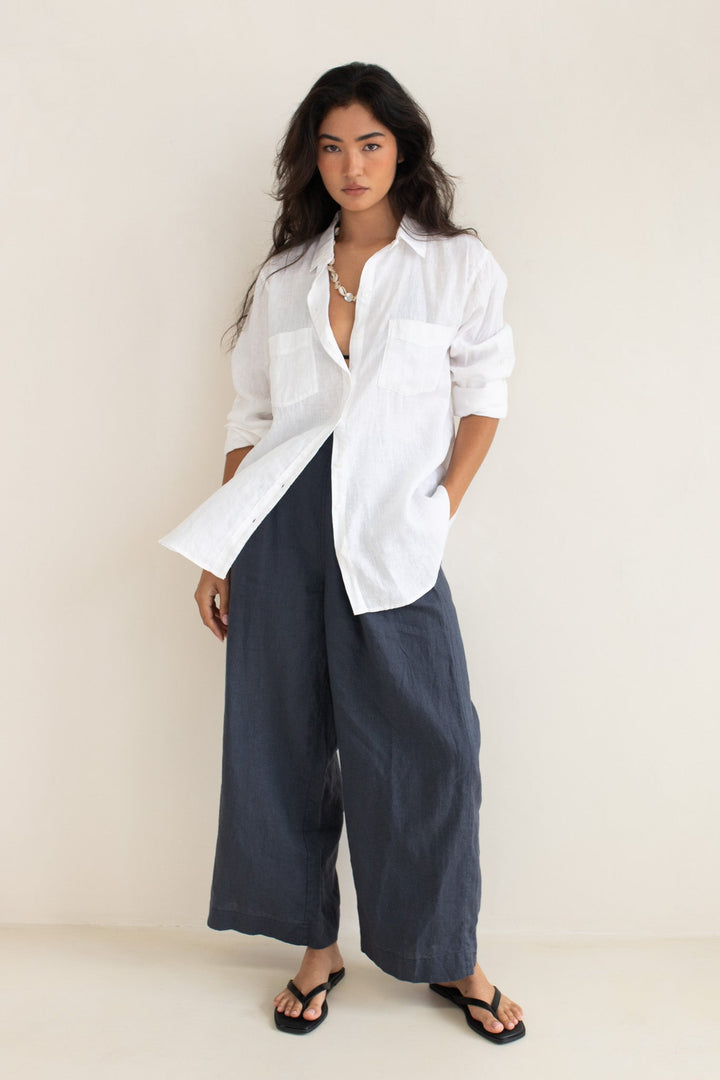 Hut - Boyfriend Shirt White Two Pocket