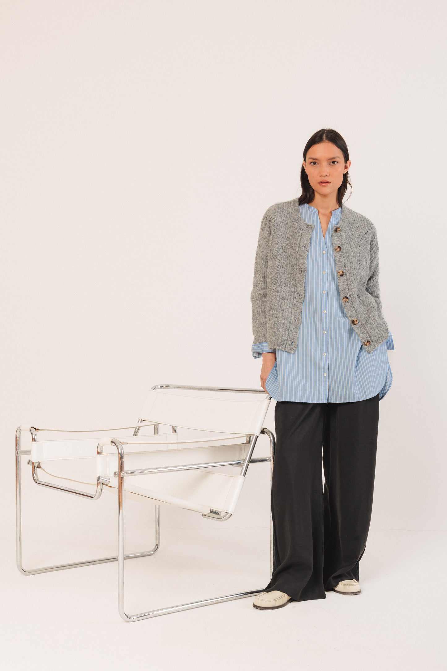 INDI&COLD - Crew Neck Cardigan