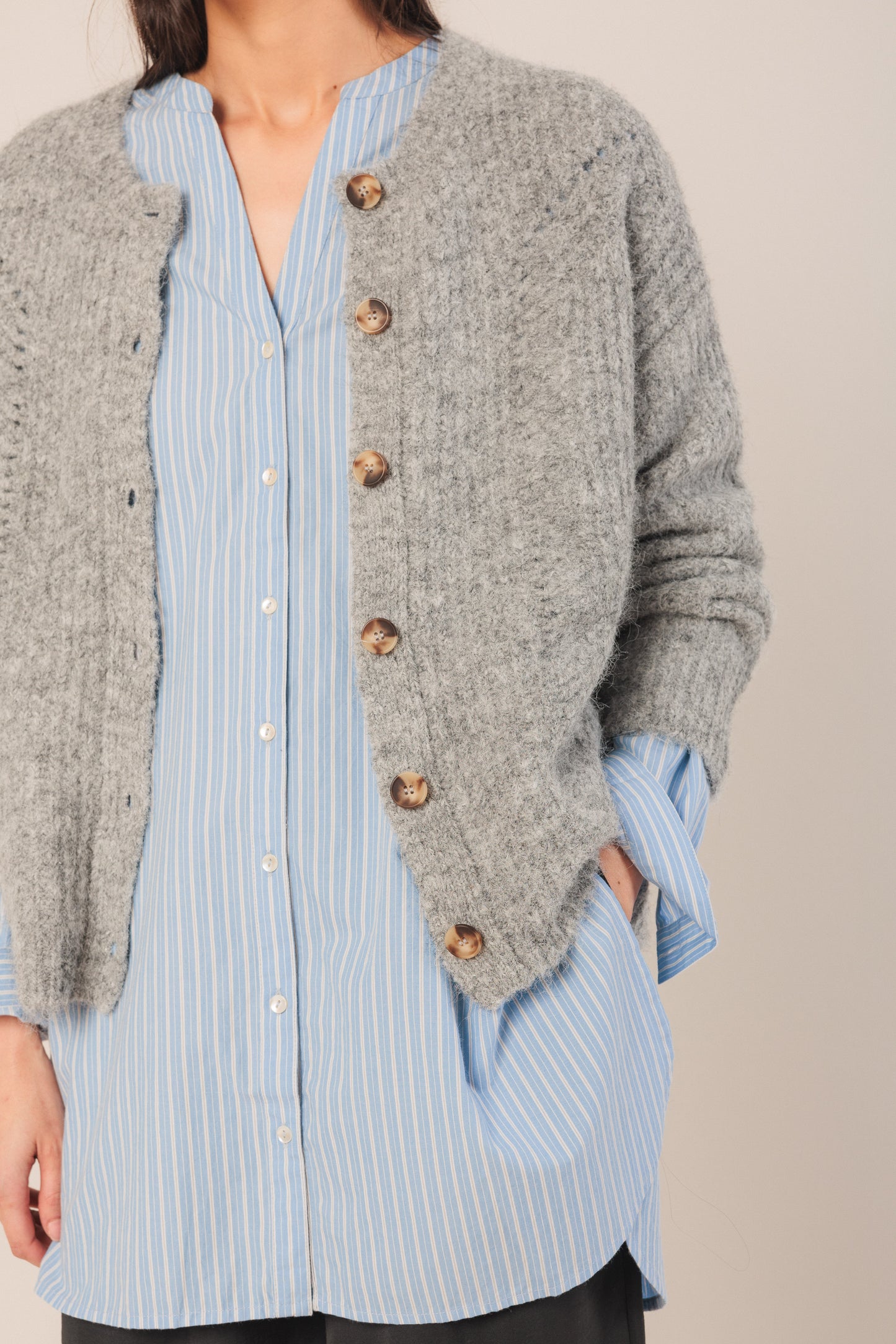 INDI&COLD - Crew Neck Cardigan