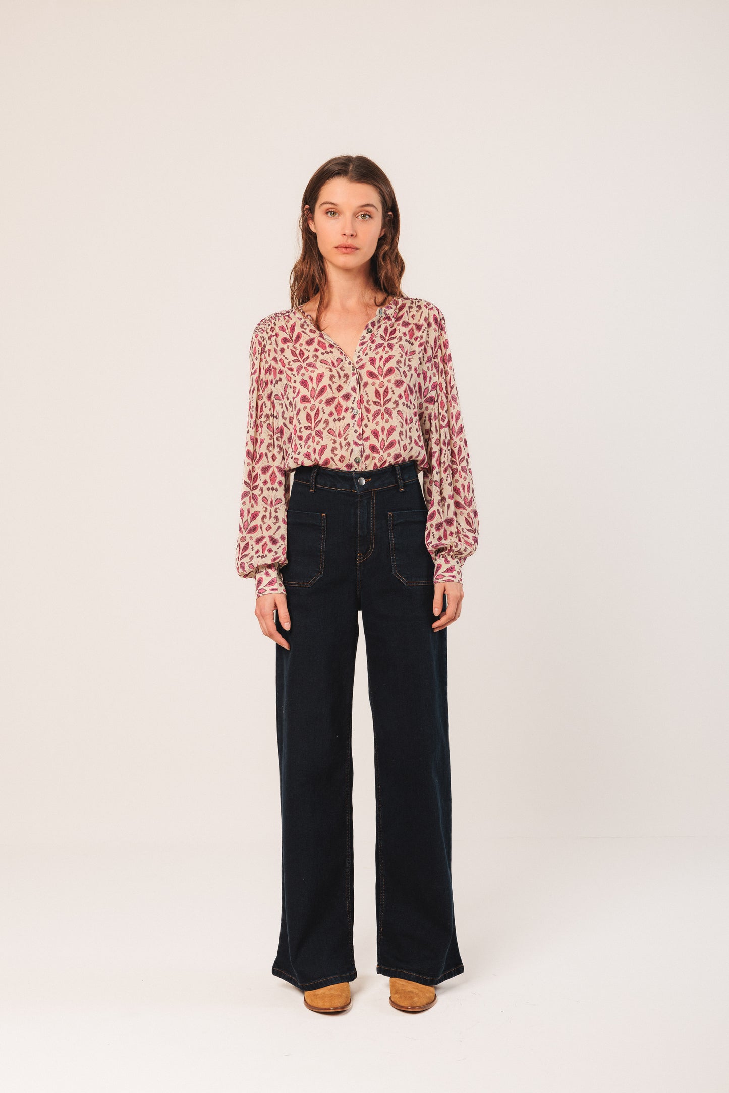 INDI&COLD - Smock Detail Shirt