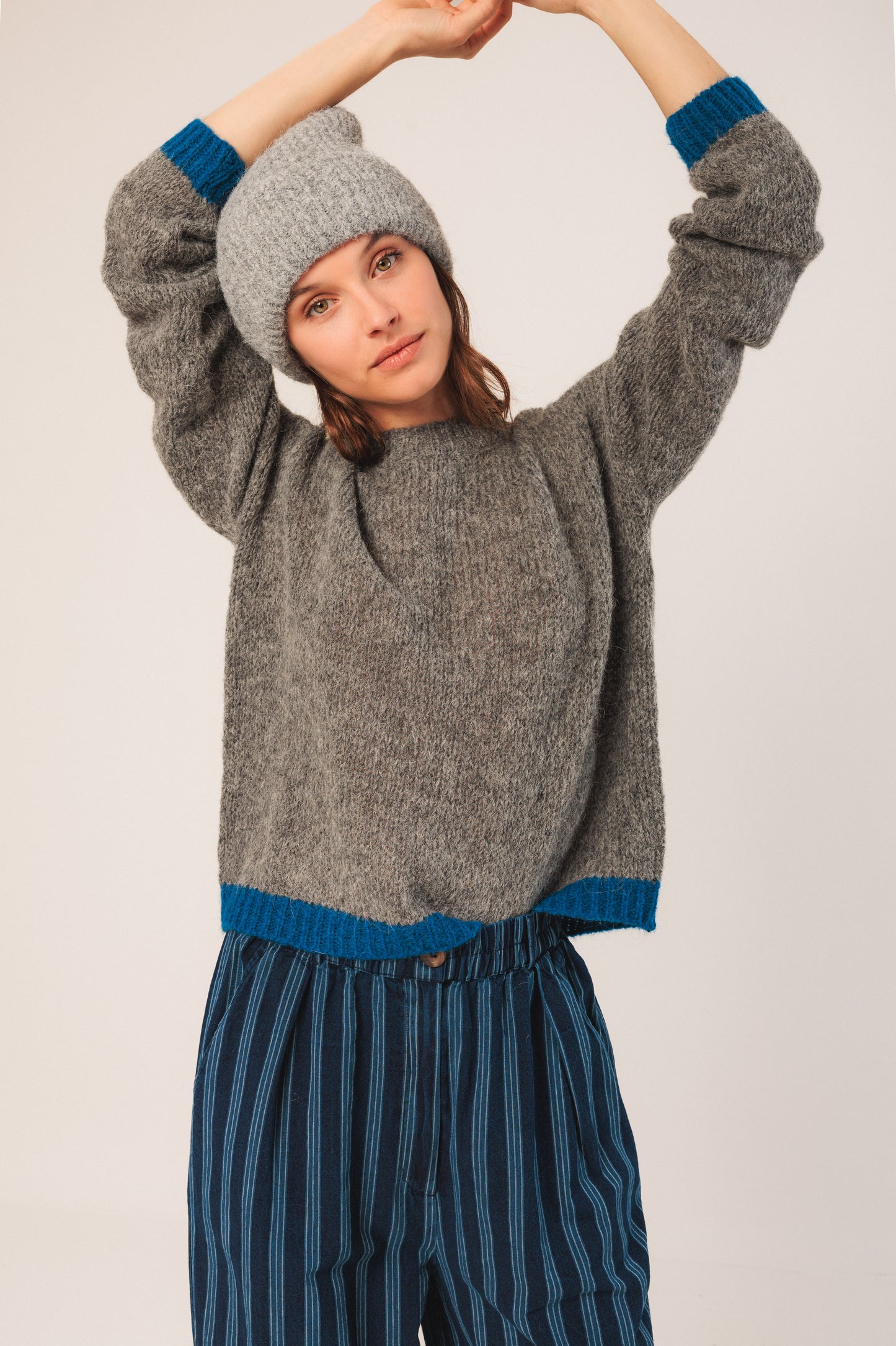 INDI&COLD - Two Toned Knitted Sweater