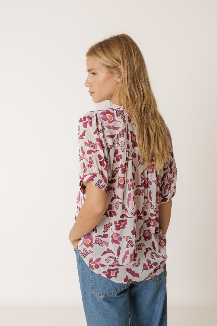 Indi &amp; Cold - Maxi Flower Blouse