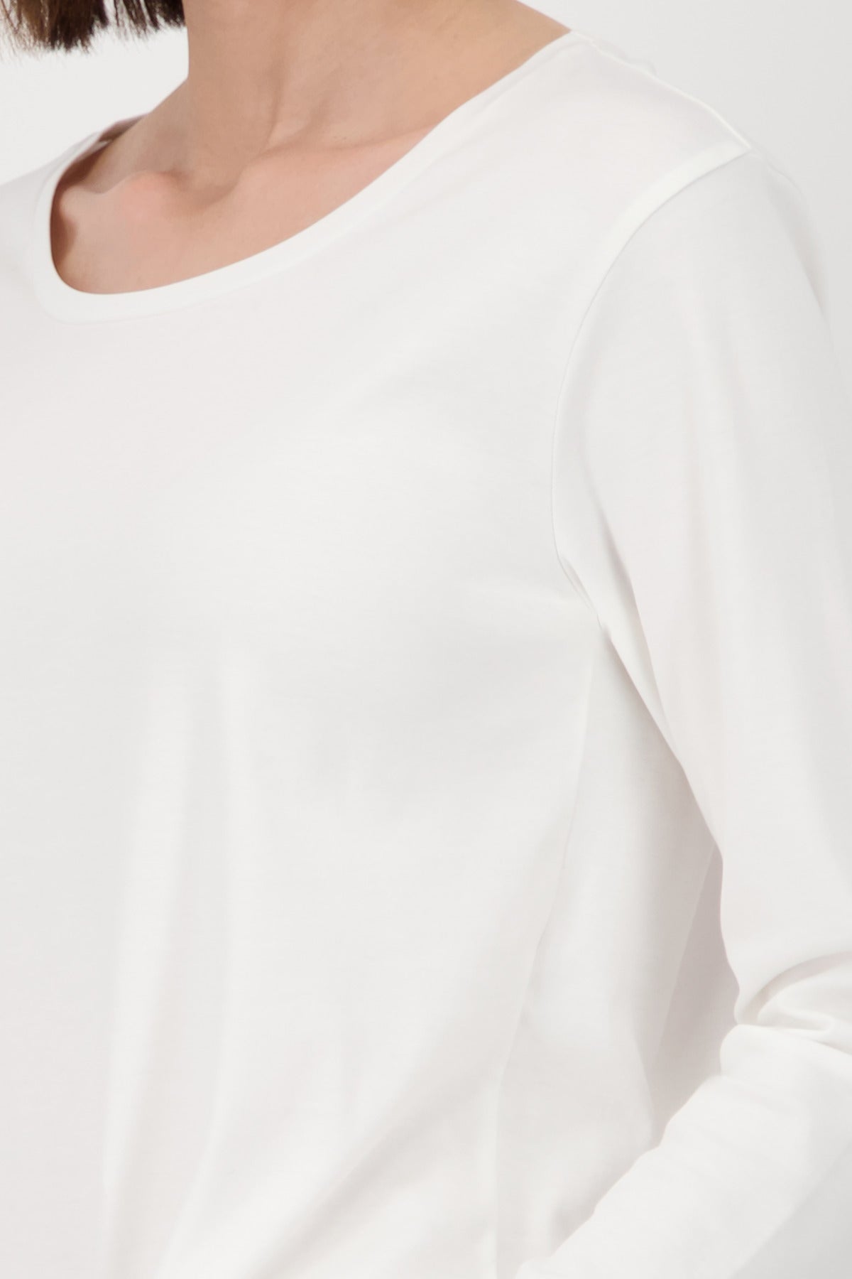 Monari - Basic Long Sleeve T-shirt