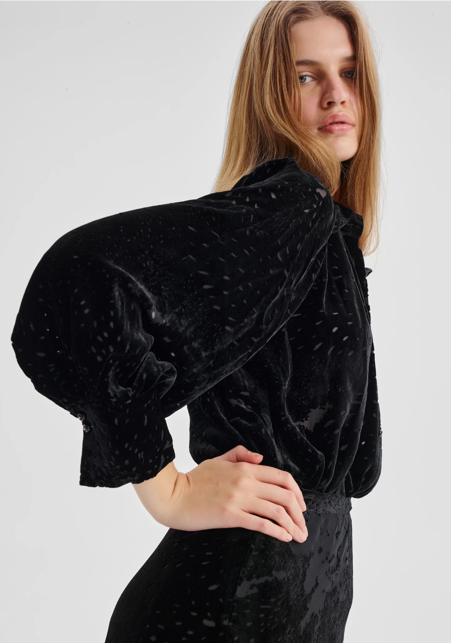 Morrison - Aurora Velvet Blouse