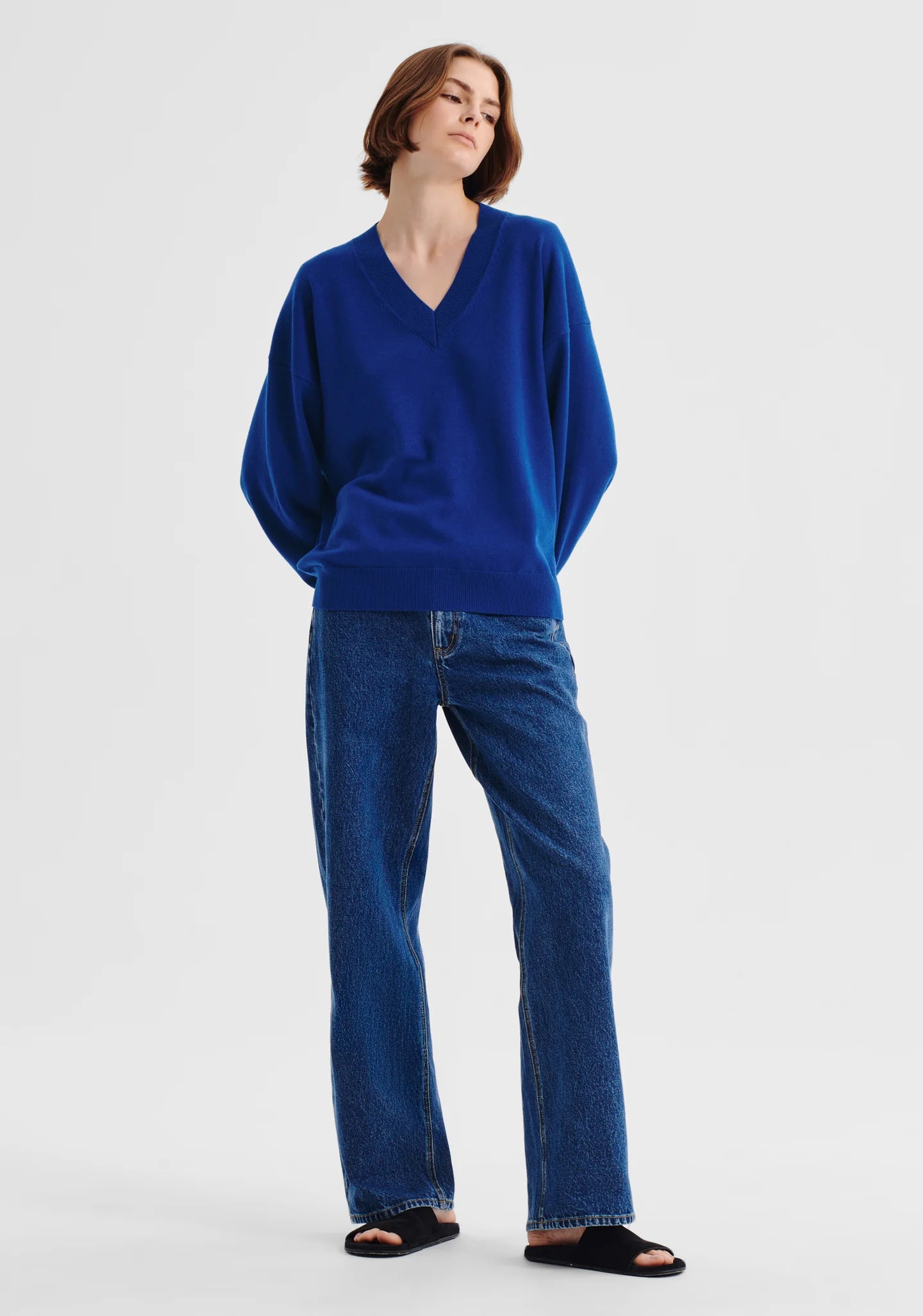 Morrison - Payton V-Neck Merino Pullover