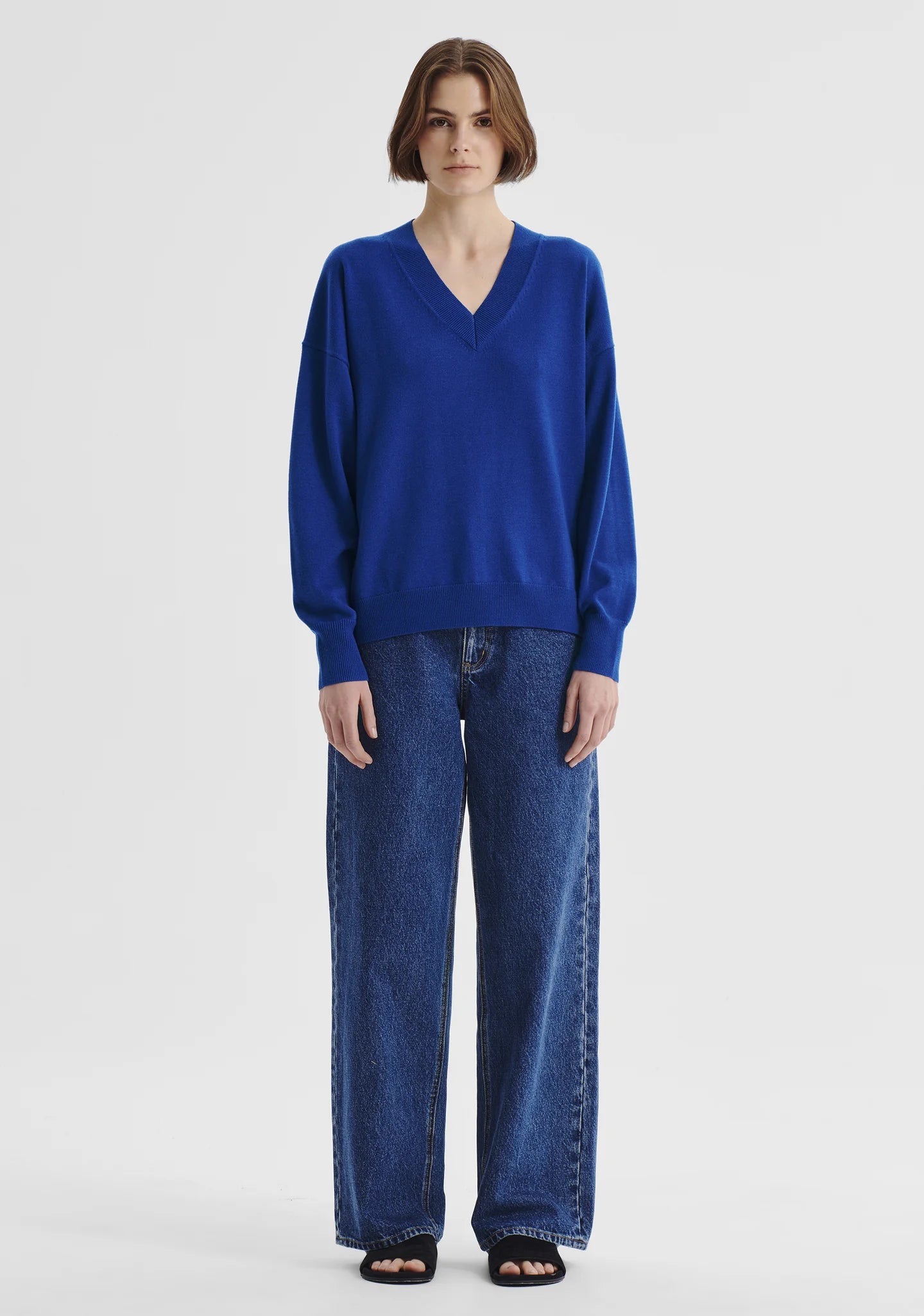 Morrison - Payton V-Neck Merino Pullover