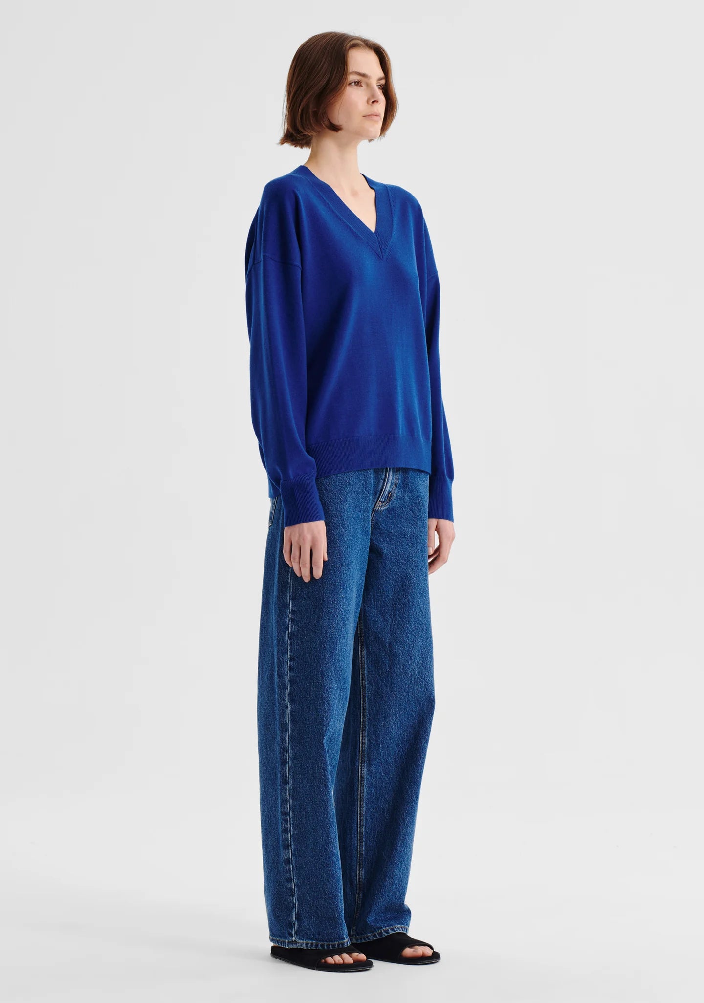Morrison - Payton V-Neck Merino Pullover