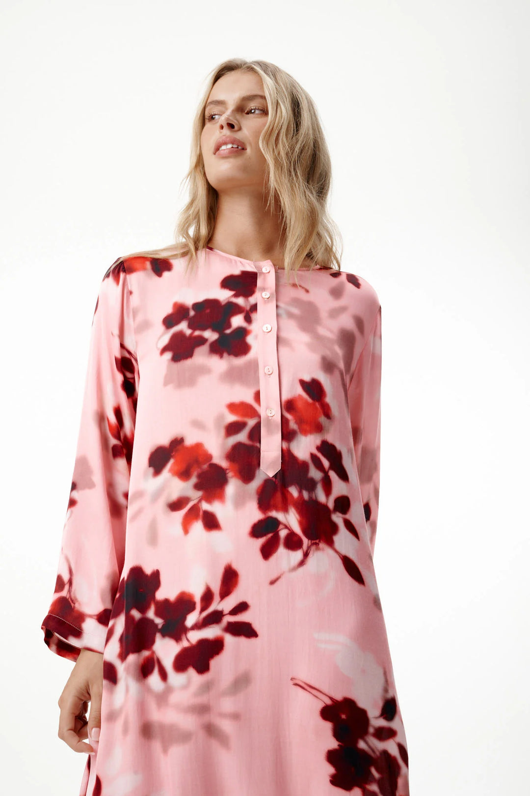 oneseason - Llew Cupro Maxi in Blush Haze