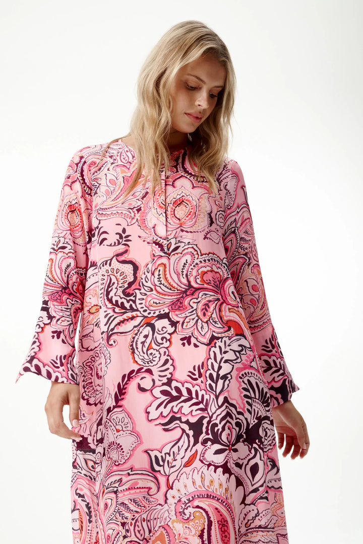 oneseason - Mila Viscose/Crepe Dress in Rosewater Paisley